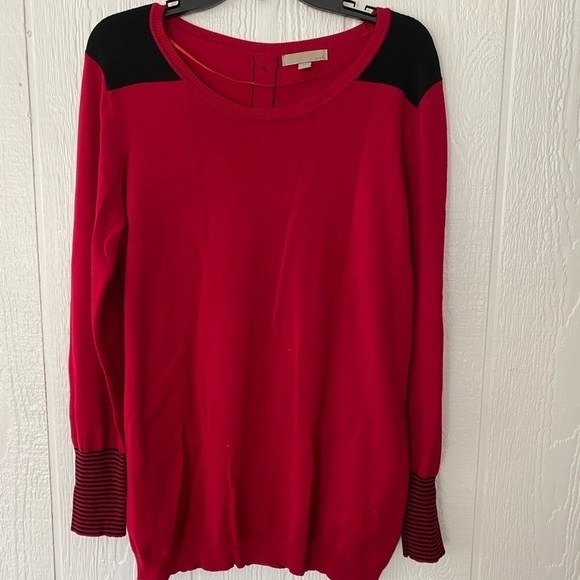 One A red long sleeve extra large blouse - Picture 2 of 5